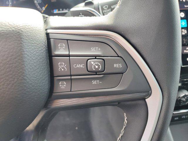 new 2025 Jeep Grand Cherokee car, priced at $38,247