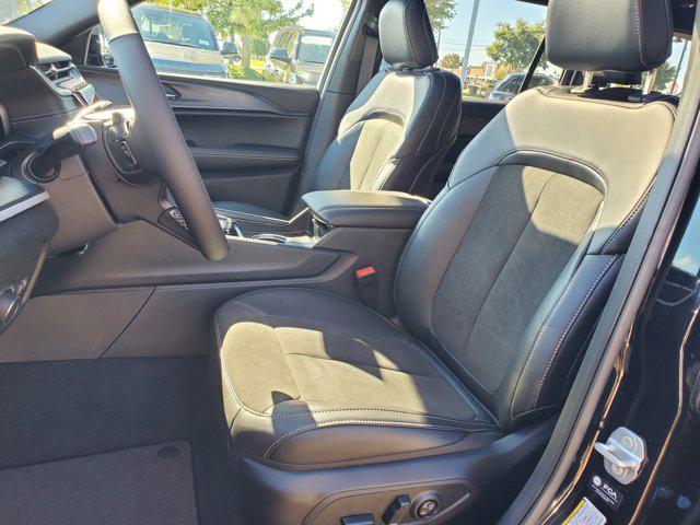 new 2025 Jeep Grand Cherokee L car, priced at $42,159