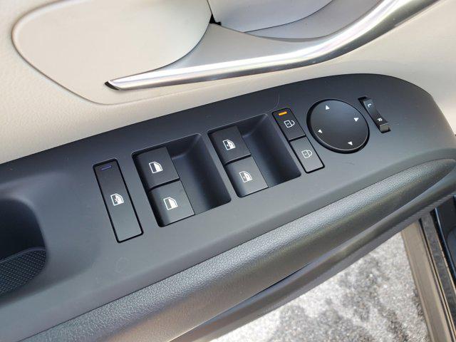 new 2025 Hyundai Tucson car, priced at $33,000