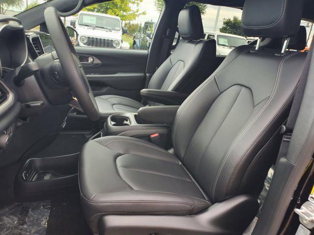 new 2026 Chrysler Pacifica car, priced at $37,156