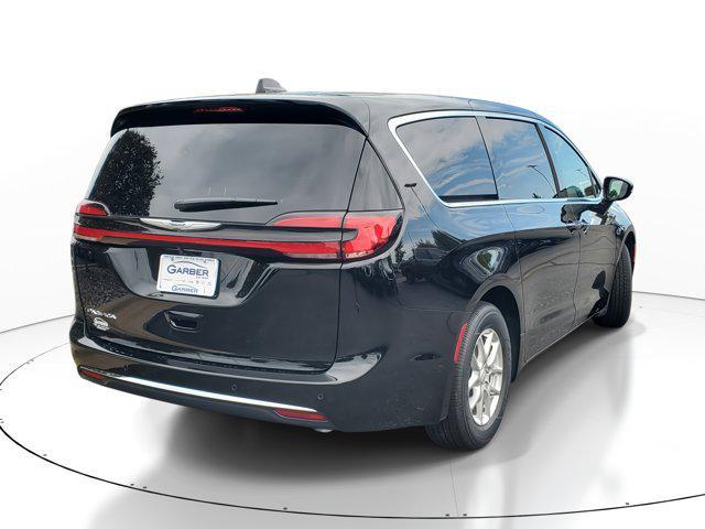 new 2026 Chrysler Pacifica car, priced at $37,156