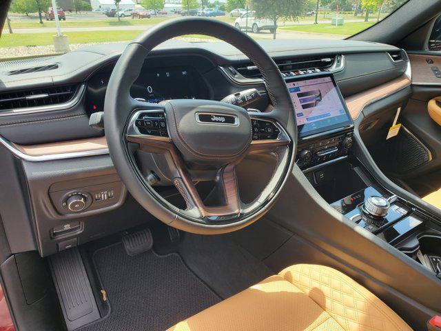 new 2025 Jeep Grand Cherokee car, priced at $56,525