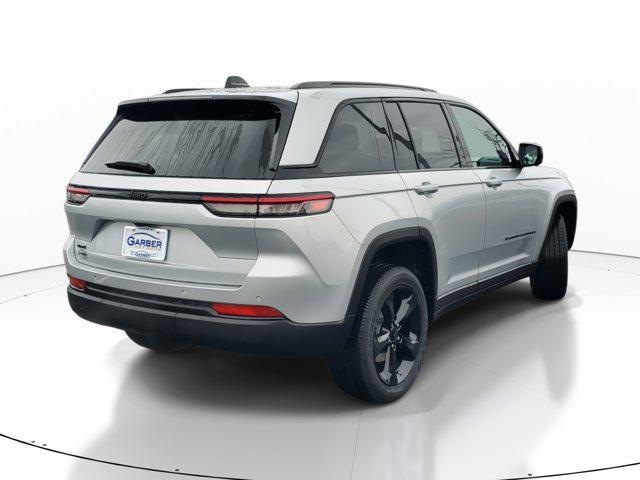 new 2025 Jeep Grand Cherokee car, priced at $41,014