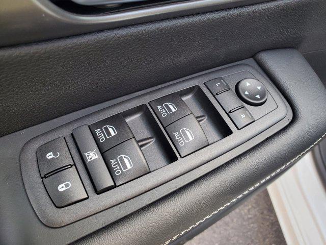 new 2026 Chrysler Pacifica car, priced at $40,620