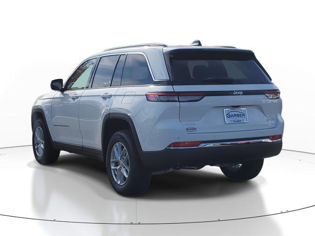 new 2025 Jeep Grand Cherokee car, priced at $39,912