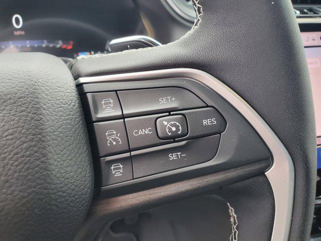 new 2025 Jeep Grand Cherokee car, priced at $45,512