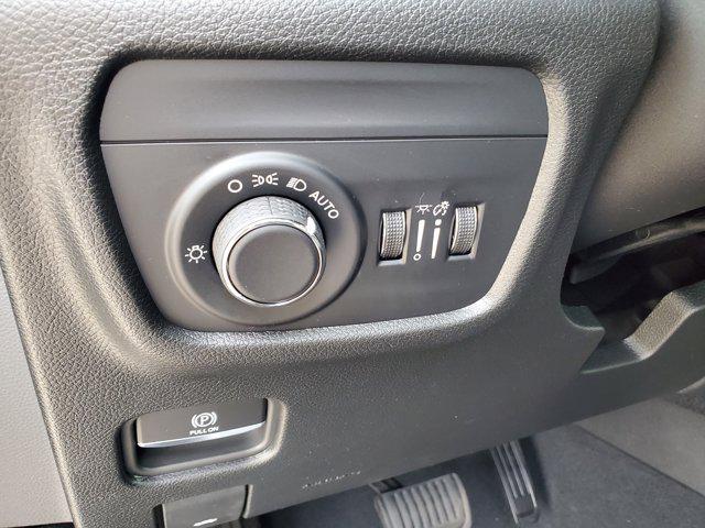 new 2025 Jeep Grand Cherokee car, priced at $35,360