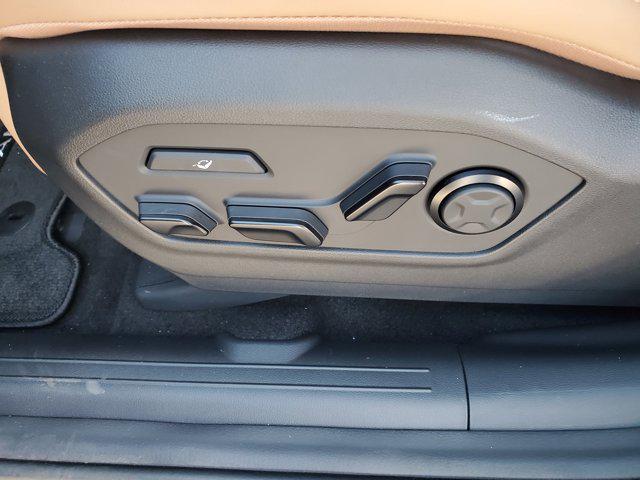 new 2026 Hyundai SANTA FE HEV car, priced at $48,555