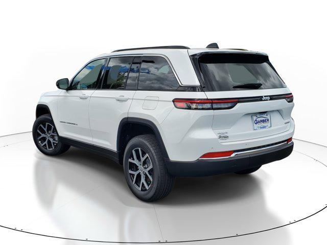 new 2024 Jeep Grand Cherokee car, priced at $44,292