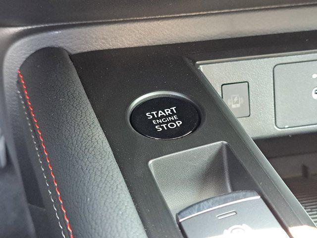 new 2025 Nissan Kicks car, priced at $29,216