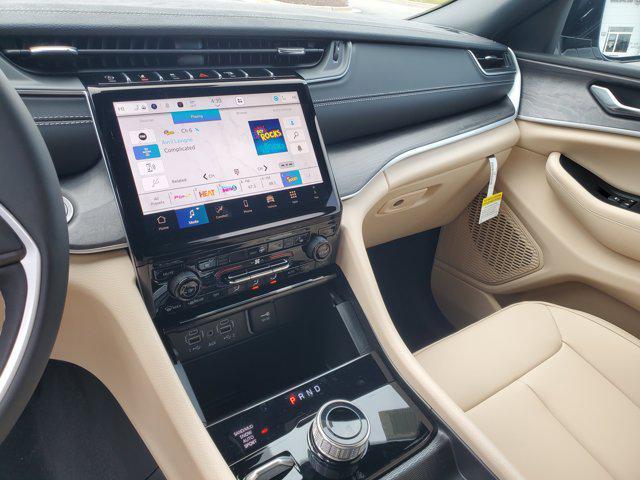 new 2025 Jeep Grand Cherokee L car, priced at $43,751