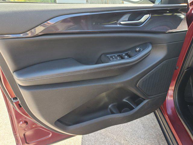 used 2023 Jeep Grand Cherokee car, priced at $32,500