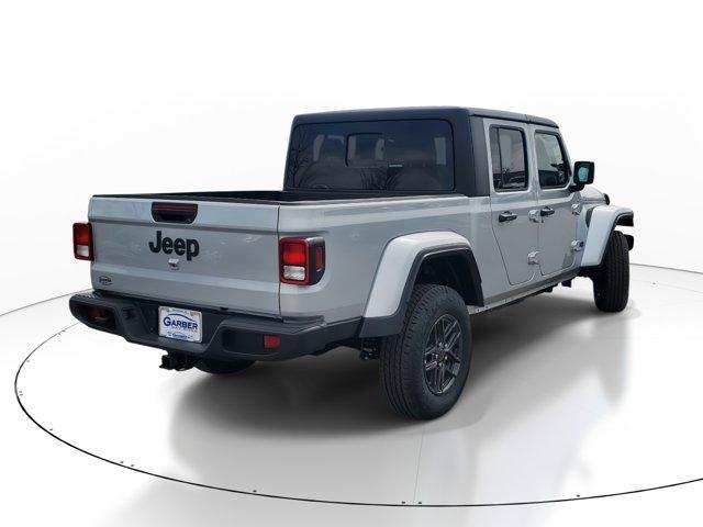new 2024 Jeep Gladiator car, priced at $47,606