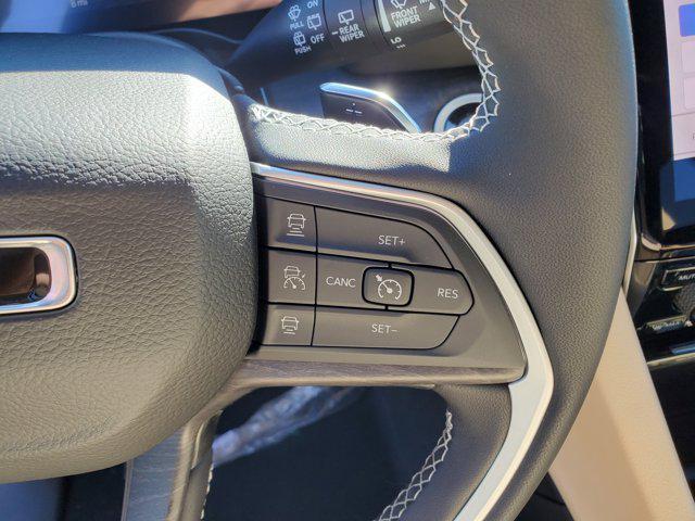 new 2025 Jeep Grand Cherokee car, priced at $43,469