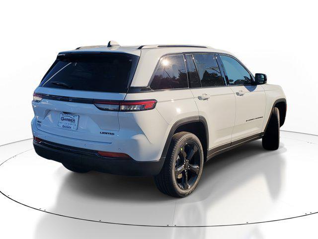 new 2025 Jeep Grand Cherokee car, priced at $43,469