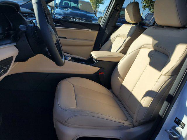 new 2025 Jeep Grand Cherokee car, priced at $43,469