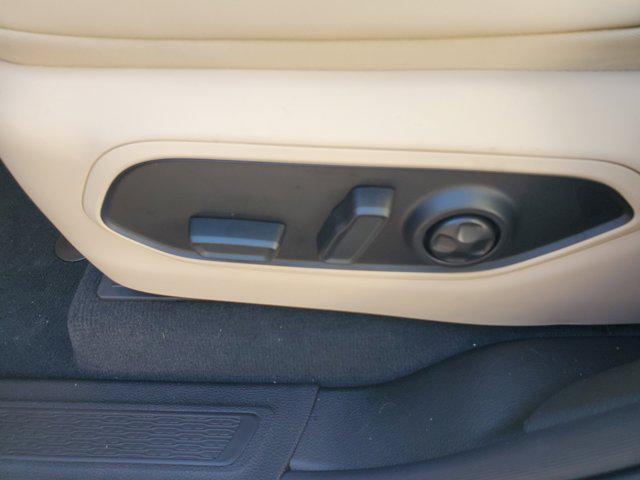 new 2025 Jeep Grand Cherokee car, priced at $43,469