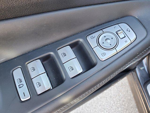 used 2023 Hyundai Santa Fe car, priced at $31,500
