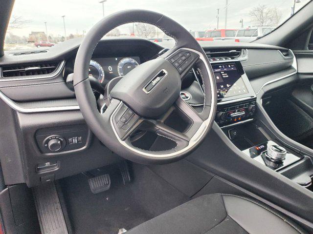 new 2025 Jeep Grand Cherokee car, priced at $40,163