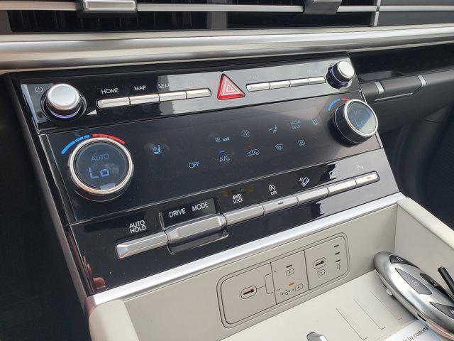 new 2025 Hyundai Santa Fe car, priced at $39,230