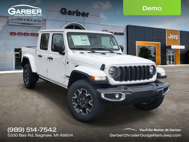 new 2025 Jeep Gladiator car, priced at $43,391