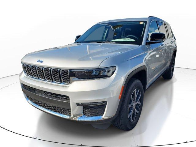 new 2024 Jeep Grand Cherokee L car, priced at $49,400