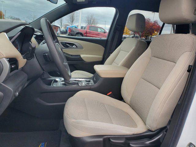 used 2022 Chevrolet Traverse car, priced at $27,500