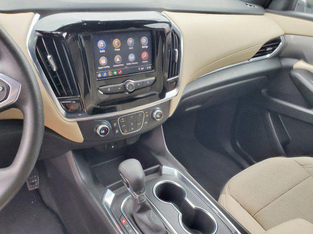 used 2022 Chevrolet Traverse car, priced at $27,500