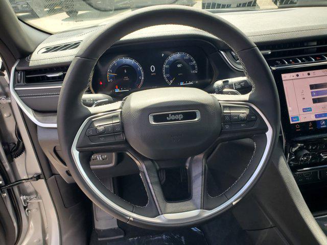 new 2025 Jeep Grand Cherokee car, priced at $45,245