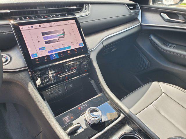 new 2025 Jeep Grand Cherokee car, priced at $45,245