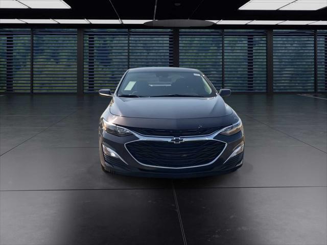 new 2025 Chevrolet Malibu car, priced at $27,500