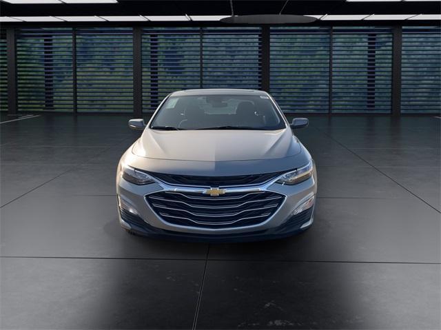 new 2025 Chevrolet Malibu car, priced at $27,000