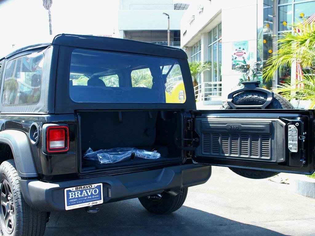 new 2025 Jeep Wrangler car, priced at $31,995