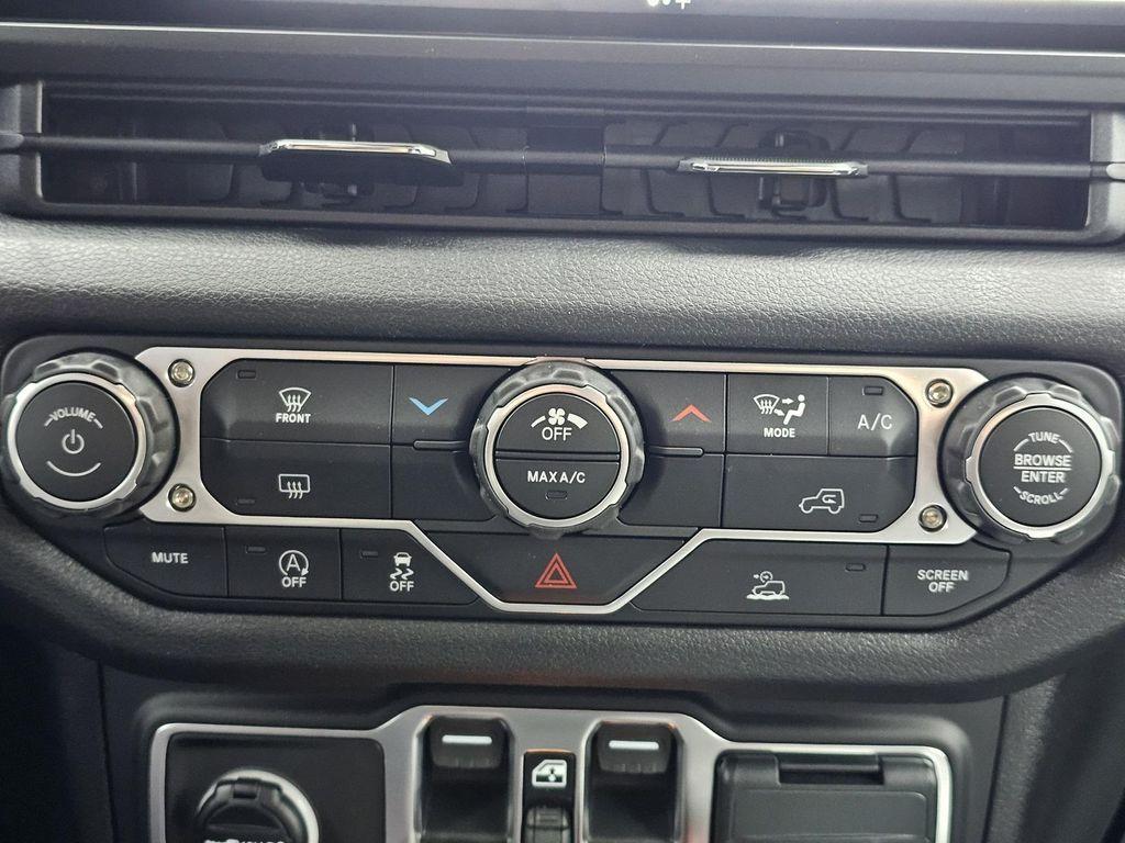 new 2026 Jeep Wrangler car, priced at $38,599