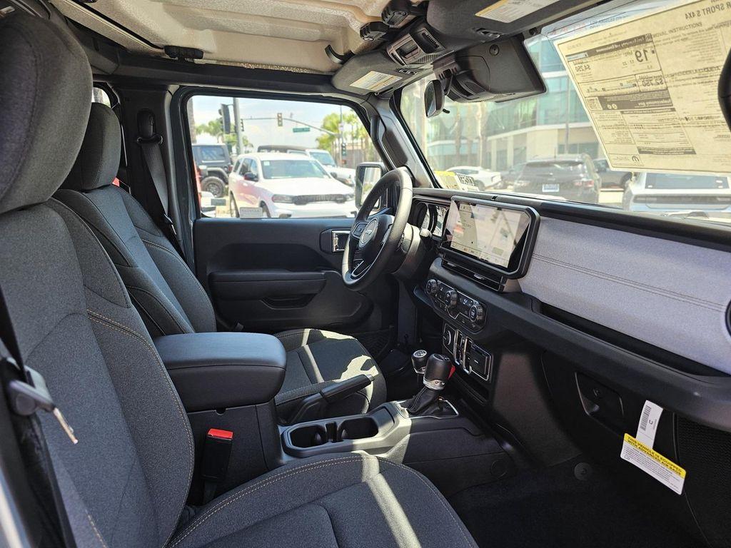 new 2025 Jeep Gladiator car, priced at $43,130