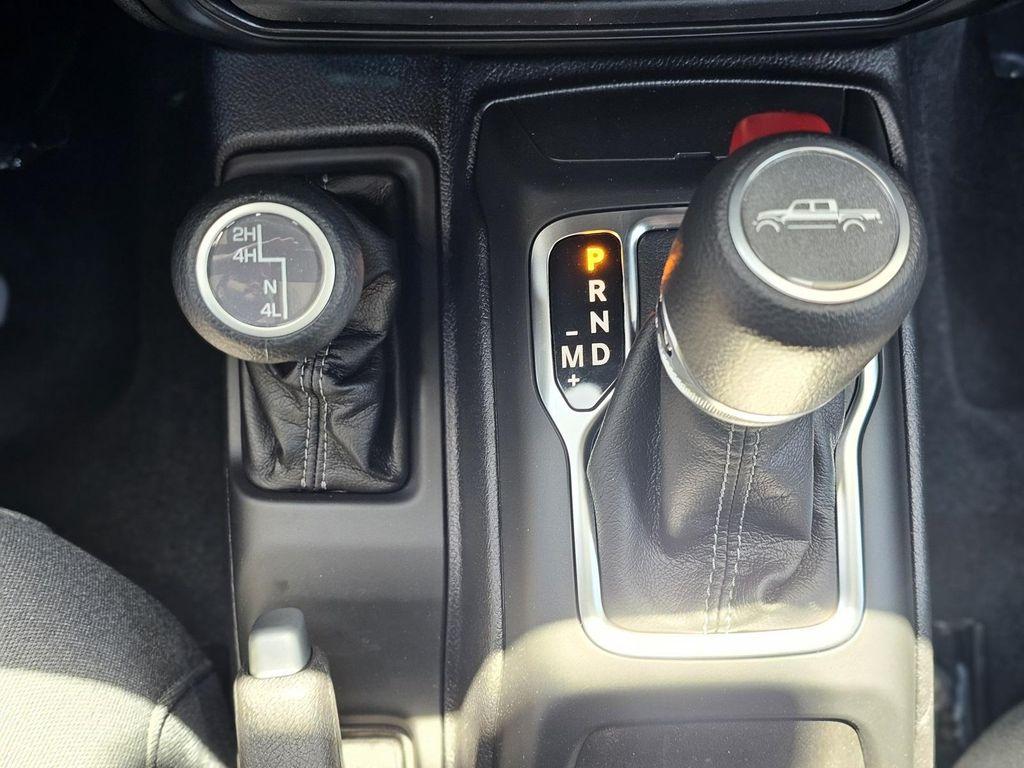 new 2025 Jeep Gladiator car, priced at $43,130