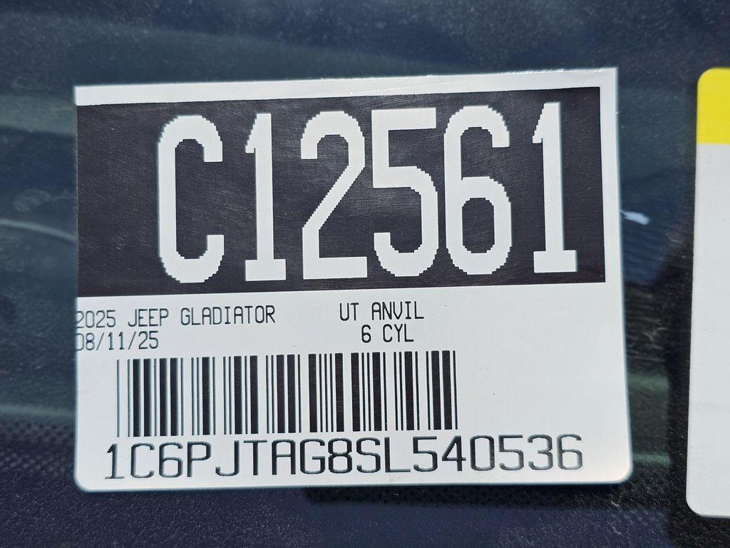 new 2025 Jeep Gladiator car, priced at $43,130
