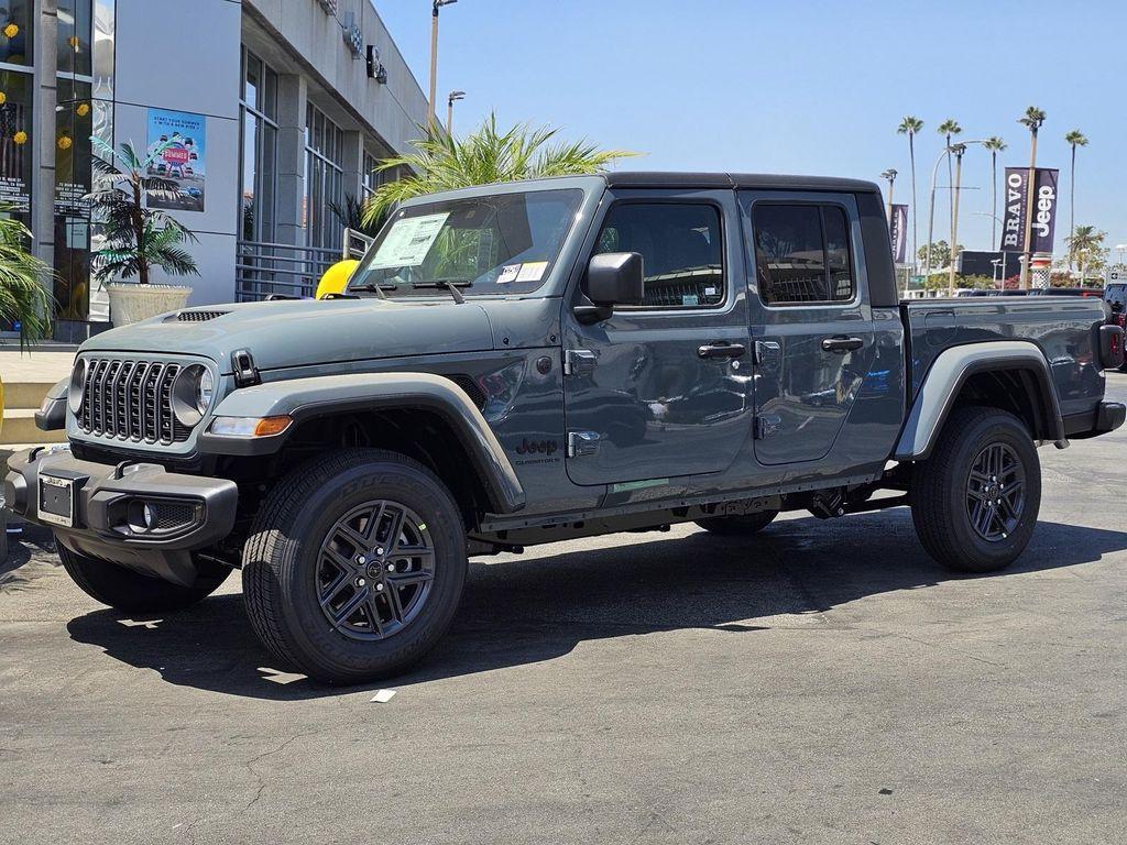 new 2025 Jeep Gladiator car, priced at $43,130