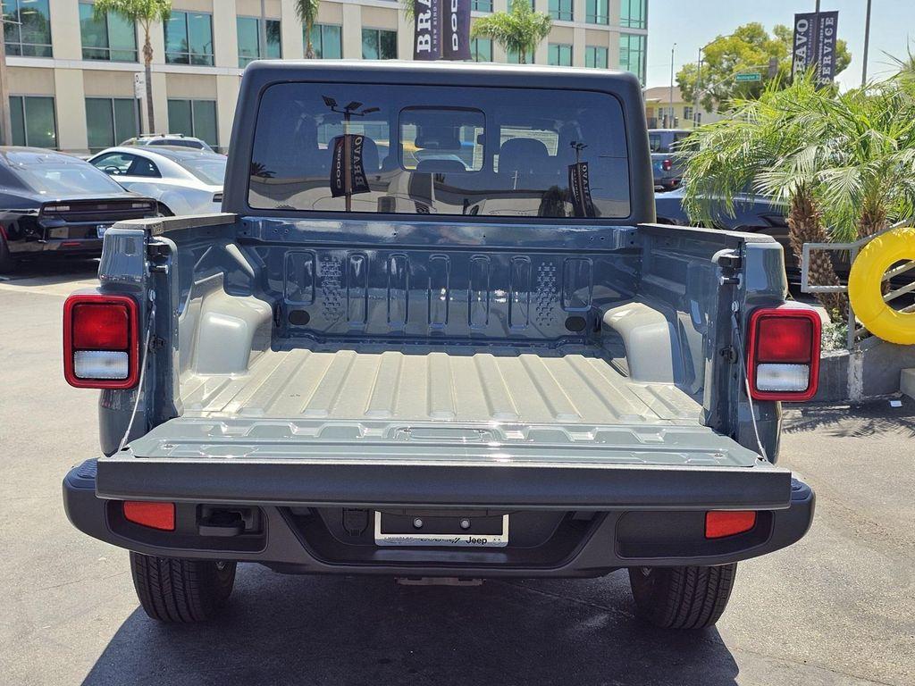 new 2025 Jeep Gladiator car, priced at $43,130