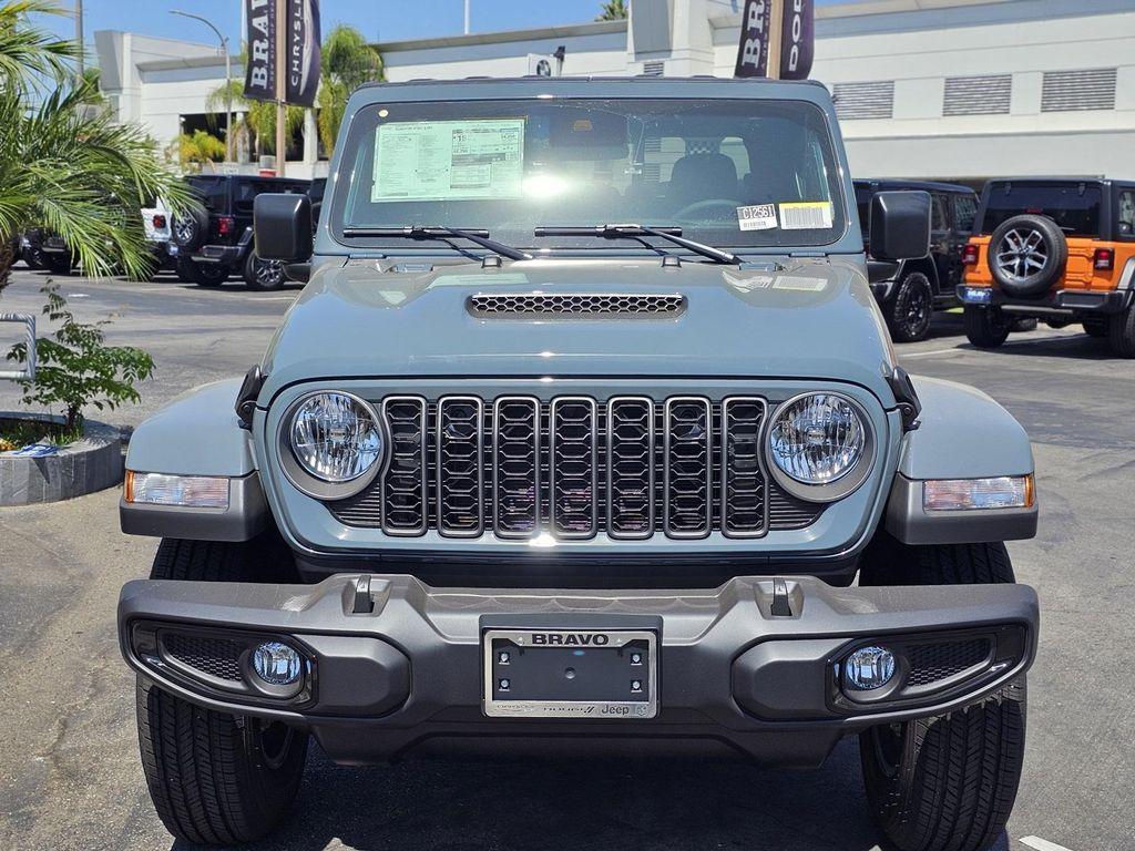new 2025 Jeep Gladiator car, priced at $43,130