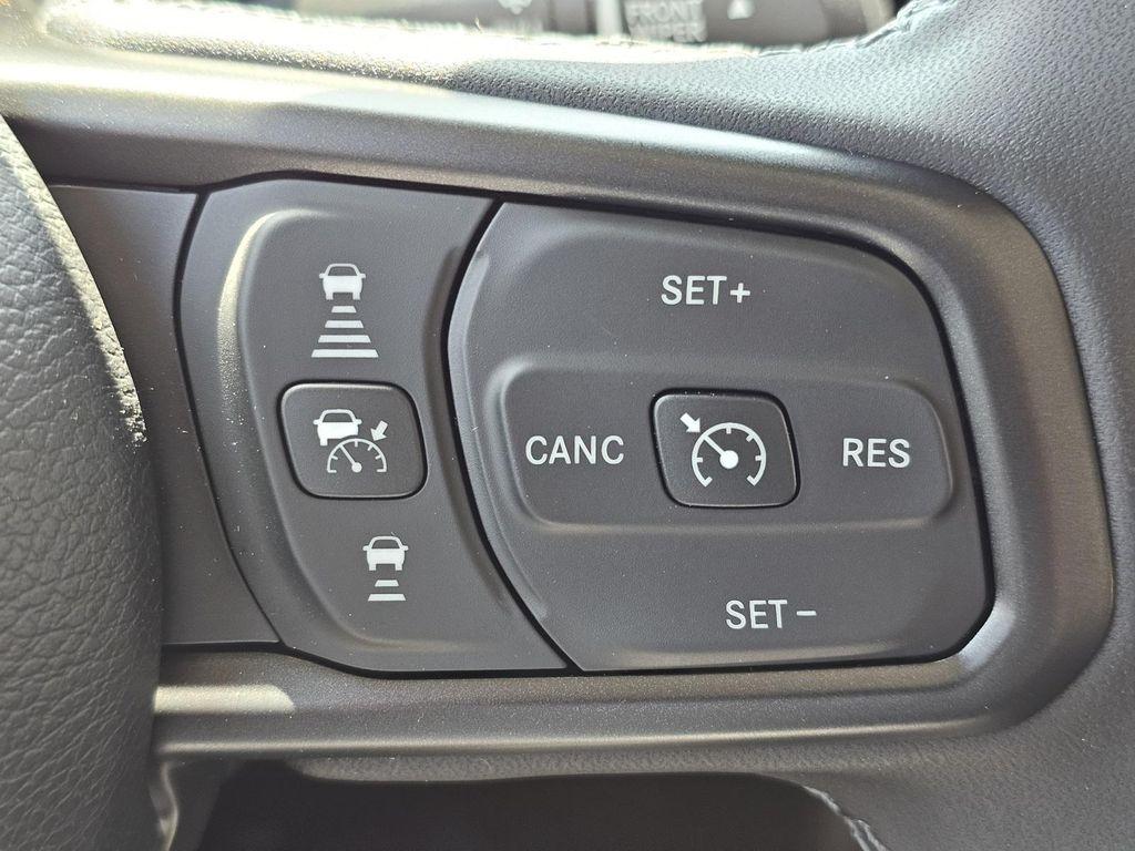 new 2025 Jeep Gladiator car, priced at $43,130