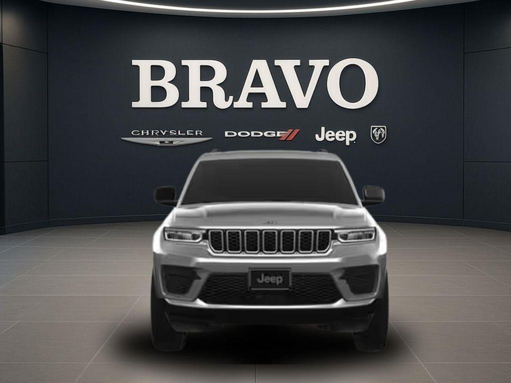 new 2025 Jeep Grand Cherokee car, priced at $31,995