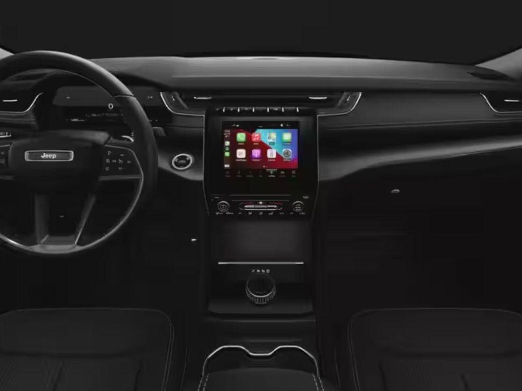 new 2025 Jeep Grand Cherokee car, priced at $31,995