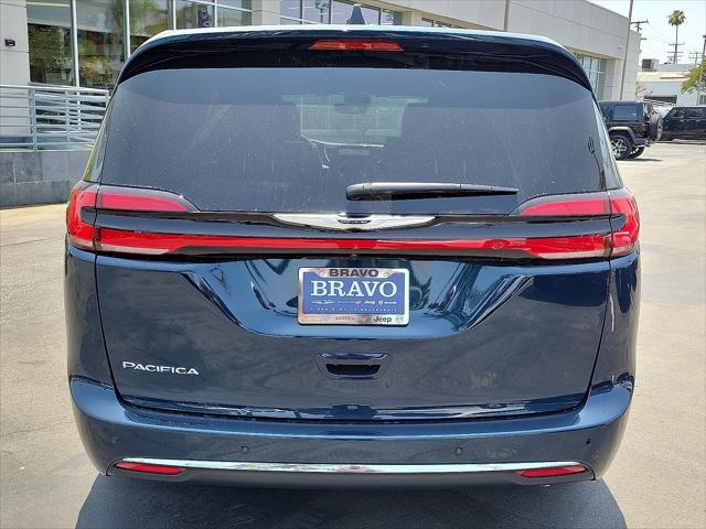 new 2025 Chrysler Pacifica car, priced at $38,595