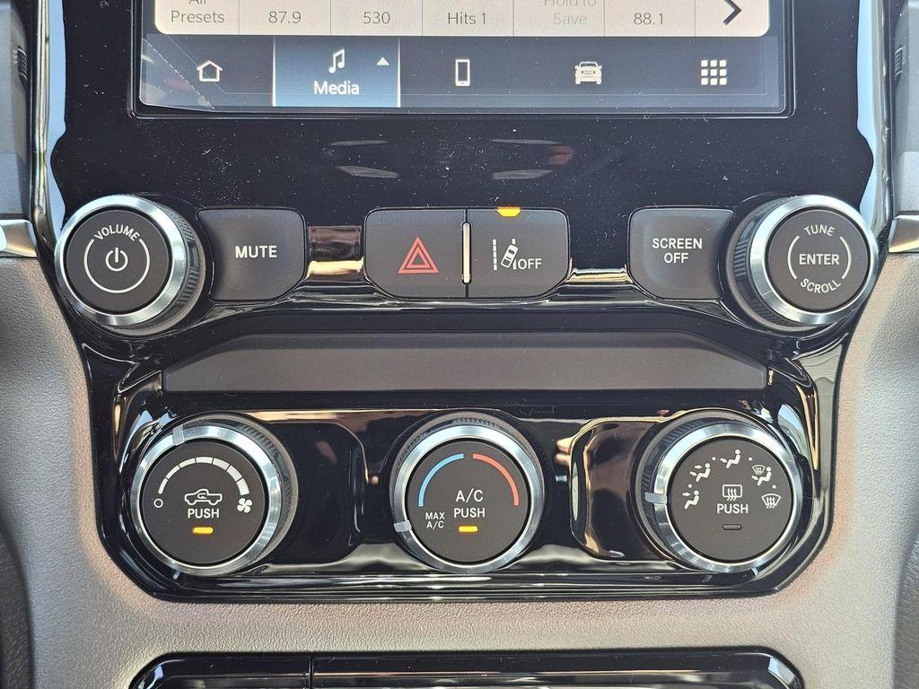 new 2025 Ram 1500 car, priced at $41,580