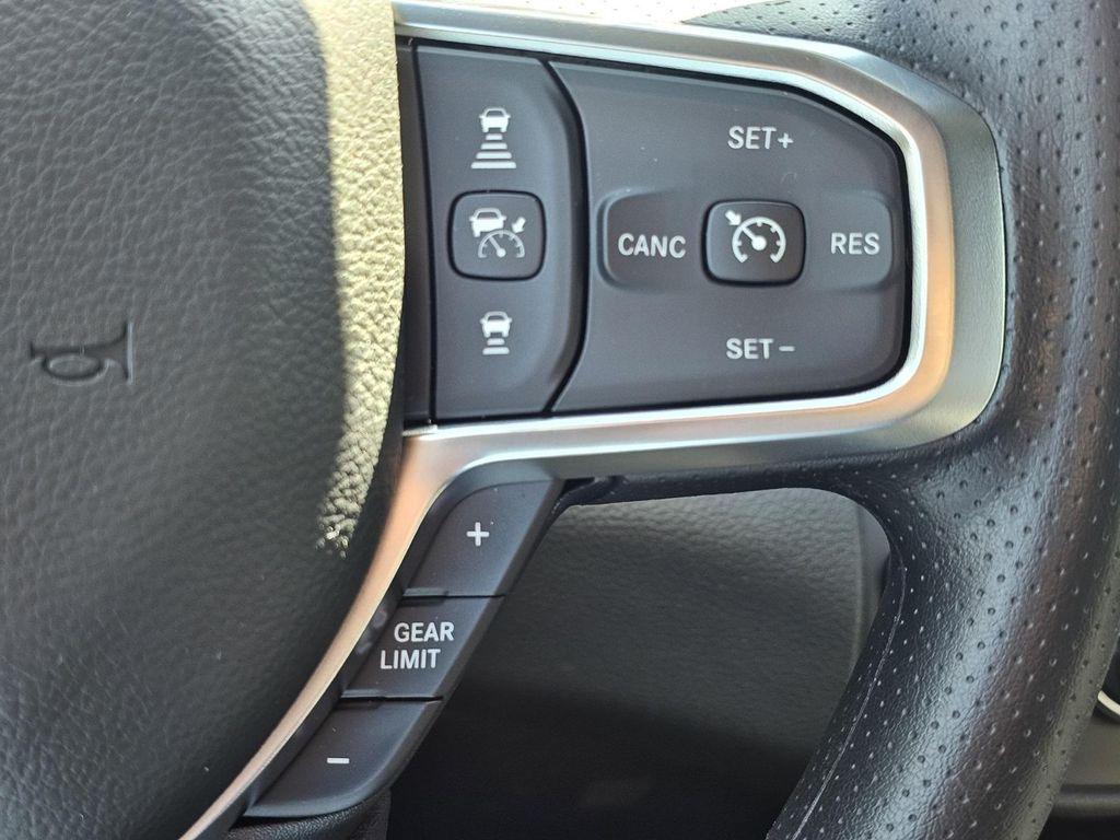 new 2025 Ram 1500 car, priced at $41,580