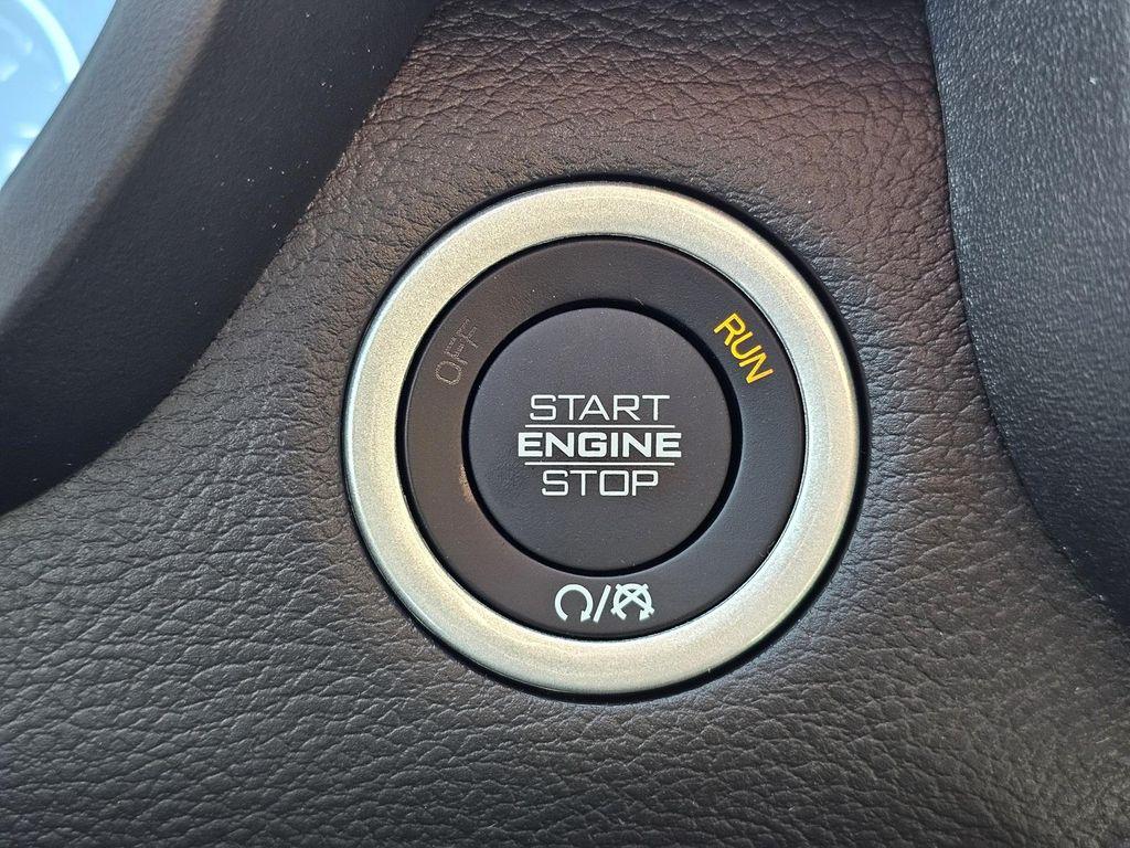 new 2025 Ram 1500 car, priced at $41,580