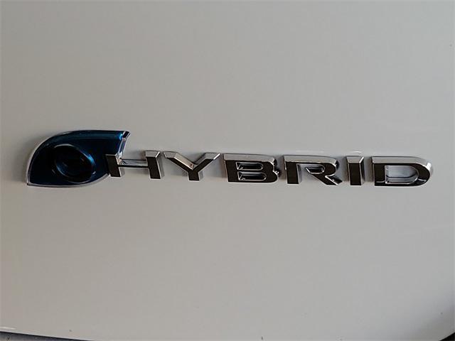 new 2025 Chrysler Pacifica Hybrid car, priced at $39,530