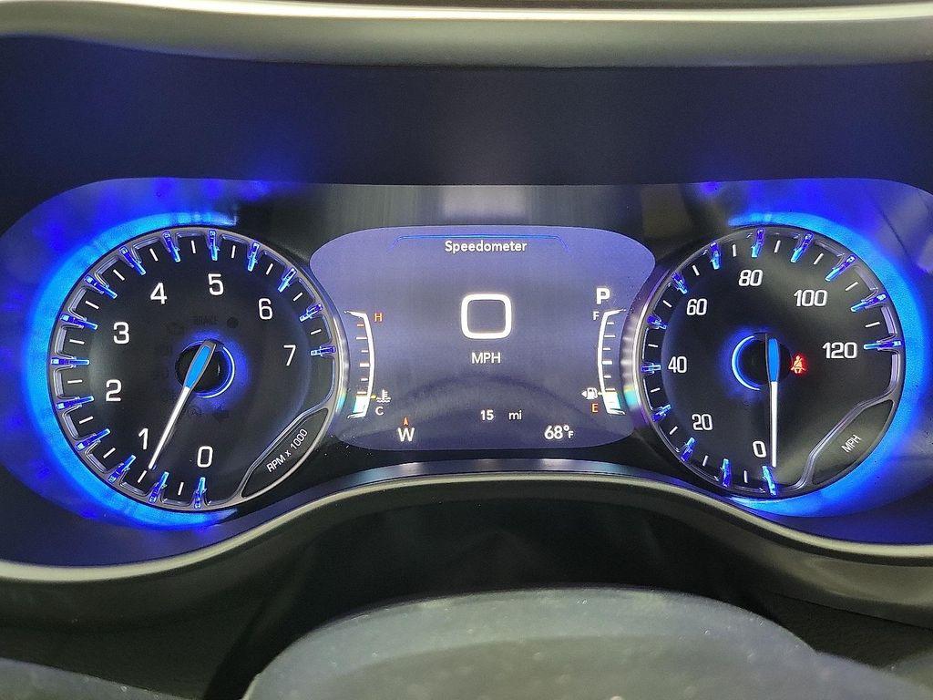 new 2025 Chrysler Pacifica car, priced at $34,774