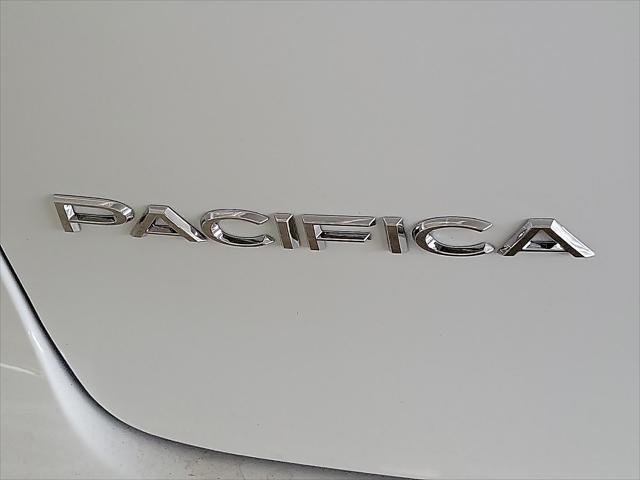 new 2025 Chrysler Pacifica car, priced at $41,752